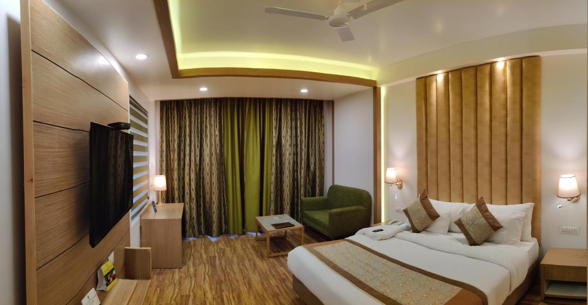 The Orchard Greens Resort - A Centrally Heated Property Manāli Exteriér fotografie