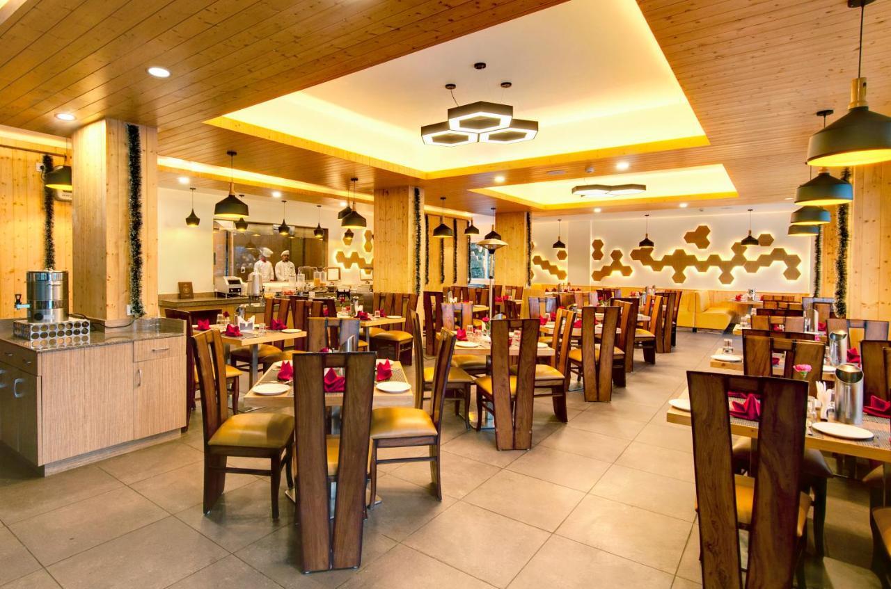 The Orchard Greens Resort - A Centrally Heated Property Manāli Exteriér fotografie