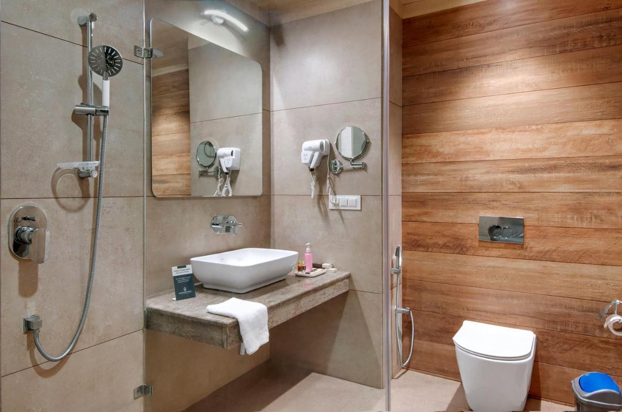 The Orchard Greens Resort - A Centrally Heated Property Manāli Exteriér fotografie